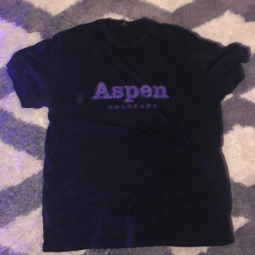 RARE NEVER WORN brandy melville graphic tee